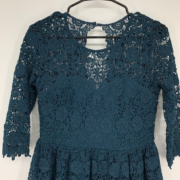 L'ATISTE by Amy Dress Blue Crochet Mini Open Back Fit Flare Lace - Picture 3 of 11